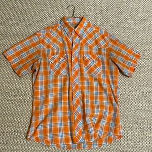 Men’s Wrangler Button Up